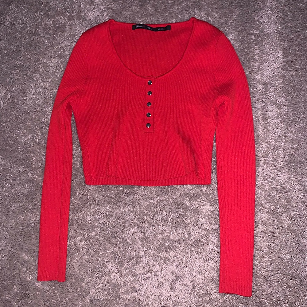 Red Long sleeve crop top